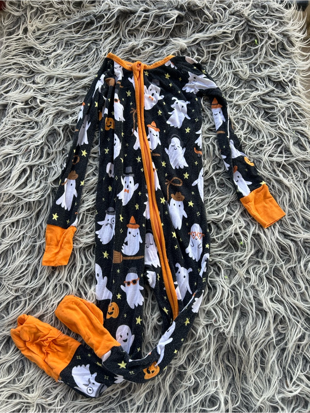 Little Sleepies FRIENDLY GHOSTS HALLOWEEN Zippy Pajamas so soft! Light wash wear
